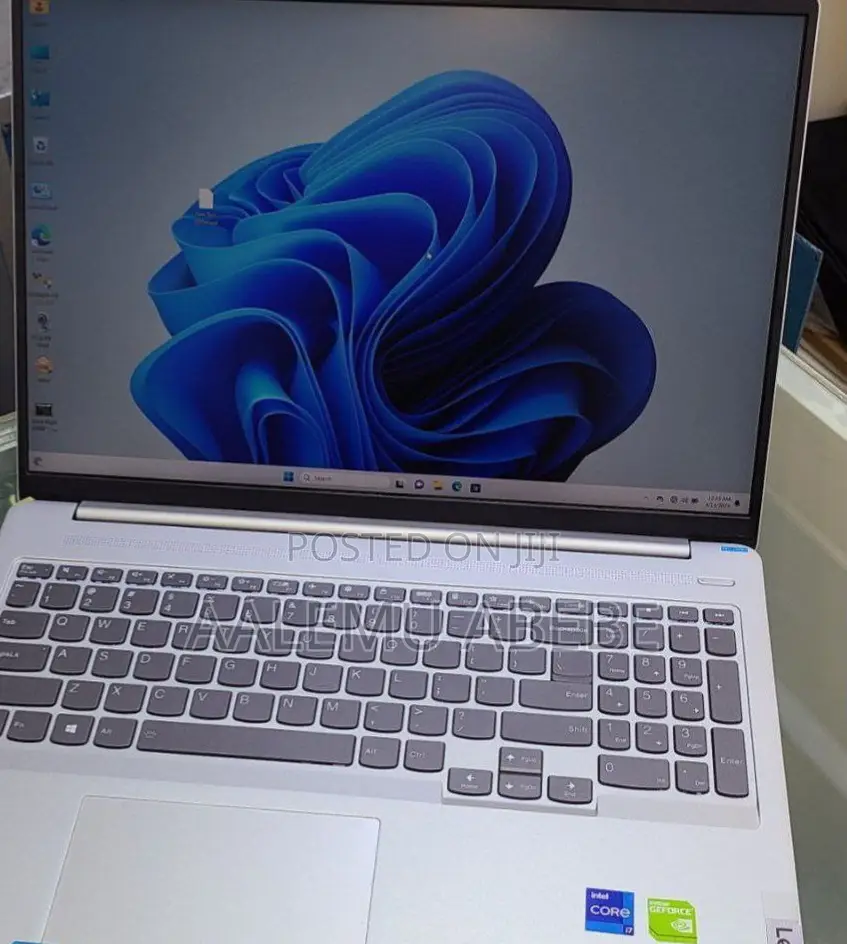 New Laptop Lenovo Ideapad 3 16GB Intel Core I7 SSD 512GB