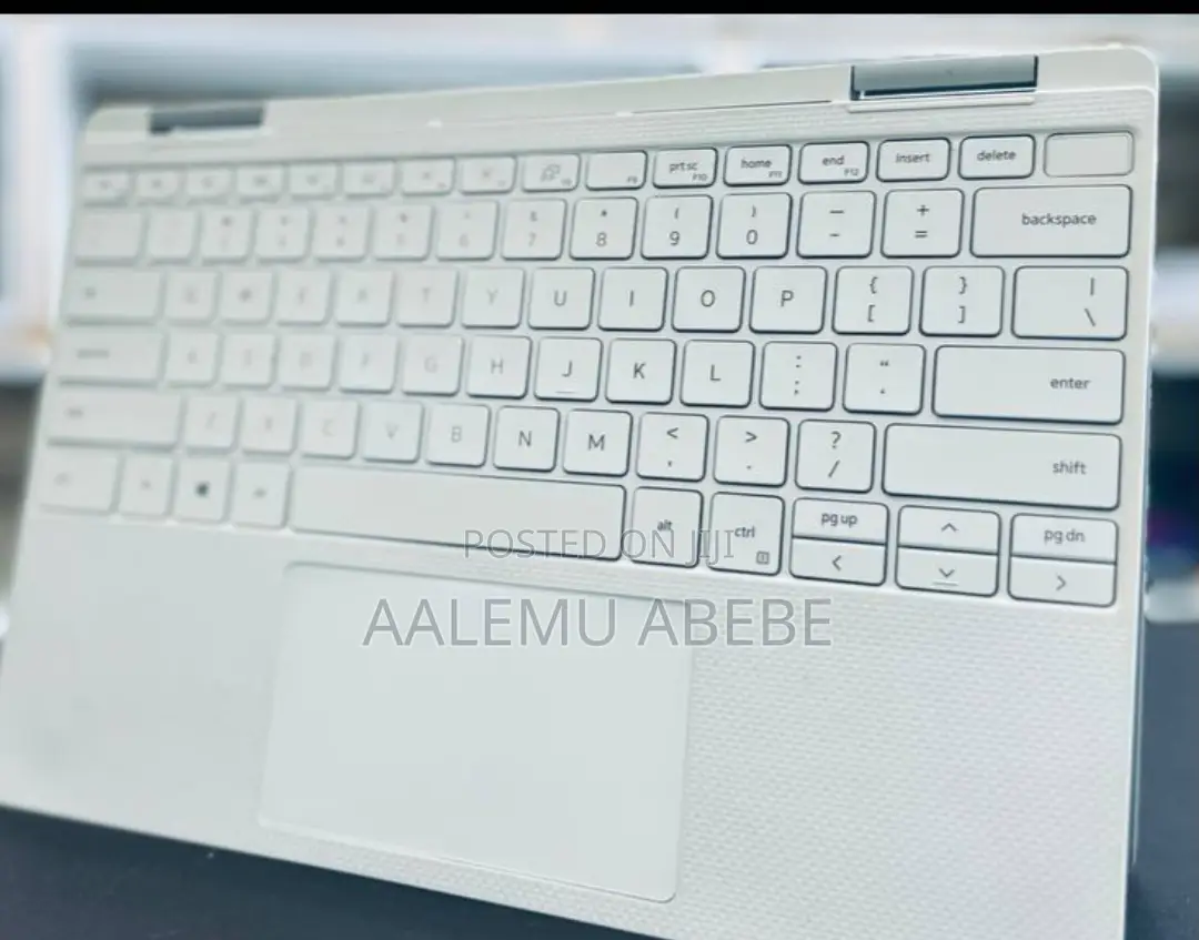 New Laptop Dell XPS 13 16GB Intel Core I7 SSD 512GB