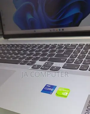 New Laptop Lenovo Ideapad 3 16GB Intel Core I7 SSD 512GB