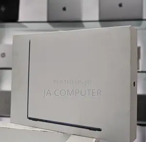 New Laptop Apple MacBook Air 2022 M2 16GB Apple M2 SSD 256GB