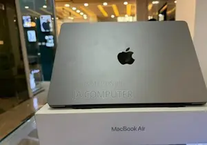 New Laptop Apple MacBook Air 2022 M2 8GB Apple M2 SSD 512GB