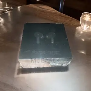 Black New Airpod Pro: Advanced Noise Cancellation