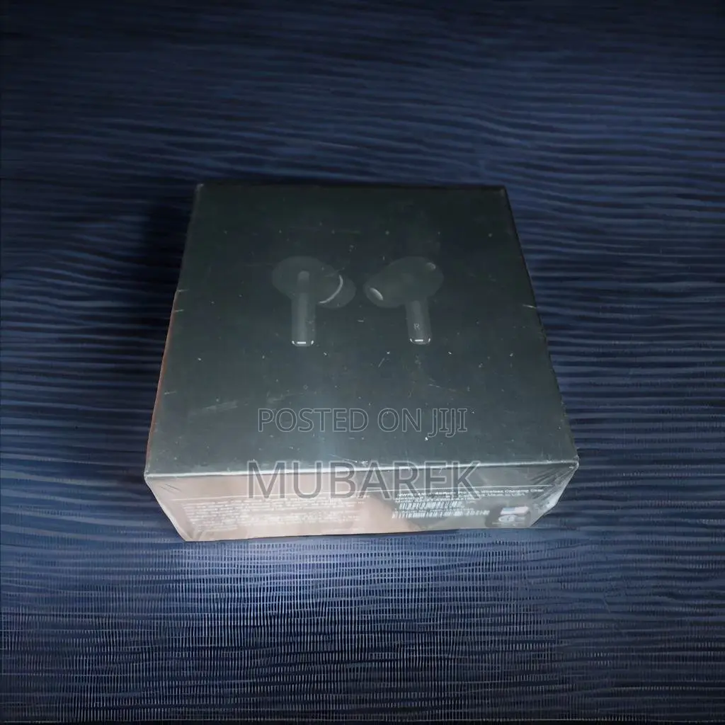 Black Airpod Pro: Sleek and Stylish Design