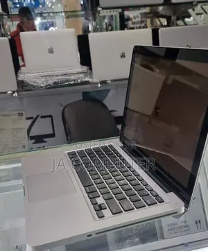 New Laptop Apple MacBook Pro 2012 8GB Intel Core I5 SSD 256GB