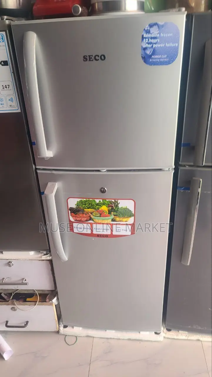 Seco 220 Refrigerator