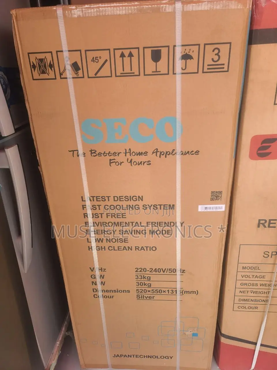 Seco 220 Refrigerator