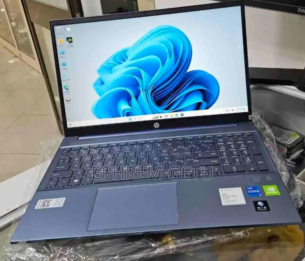 New Laptop HP Pavilion 15 16GB Intel Core I5 SSD 512GB