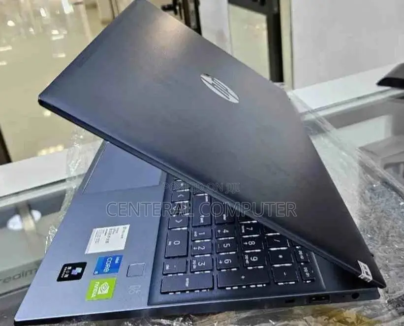 New HP Pavilion Gaming Laptop 15-Dk2xxx 18GB Intel Core I5 SSD 512GB