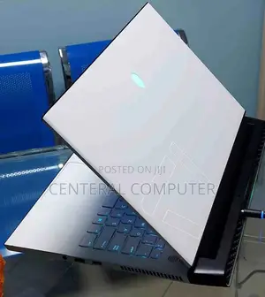 New Laptop Alienware Area-51m 16GB Intel Core I7 SSD 512GB