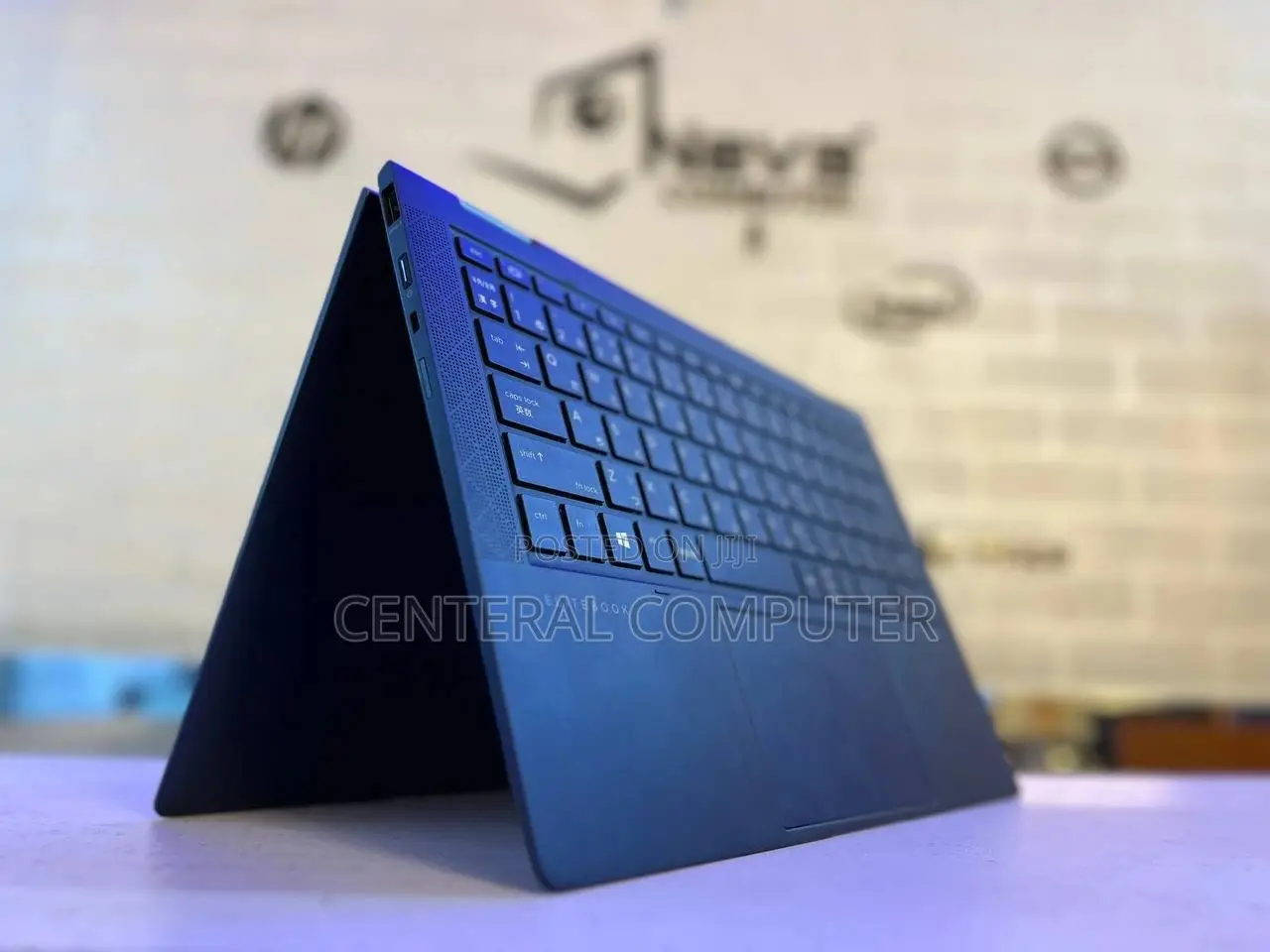 New Laptop HP Elite Dragonfly G2 16GB Intel Core I7 SSD 512GB