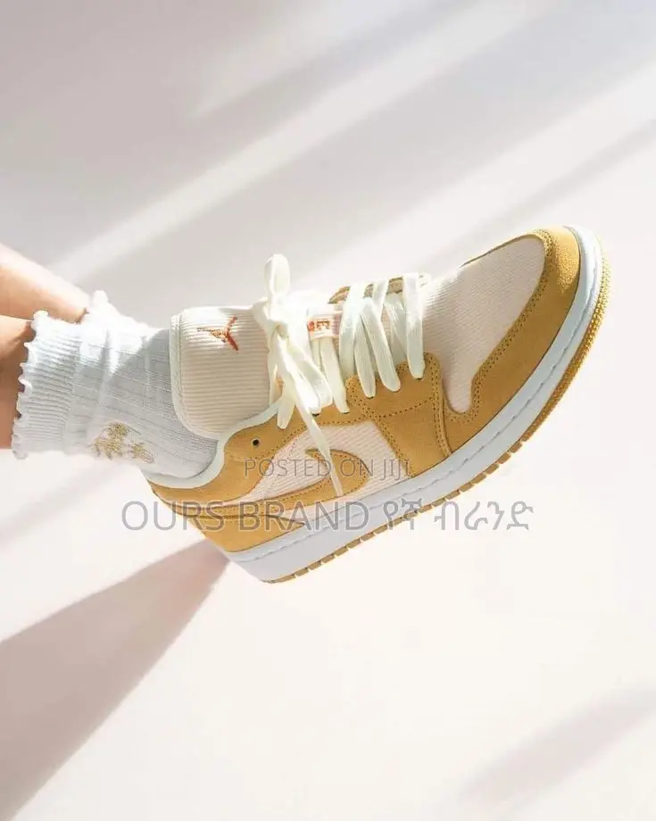 High Master Quality Luxurious Nike Air Jordan 1 Low Cut Shoe