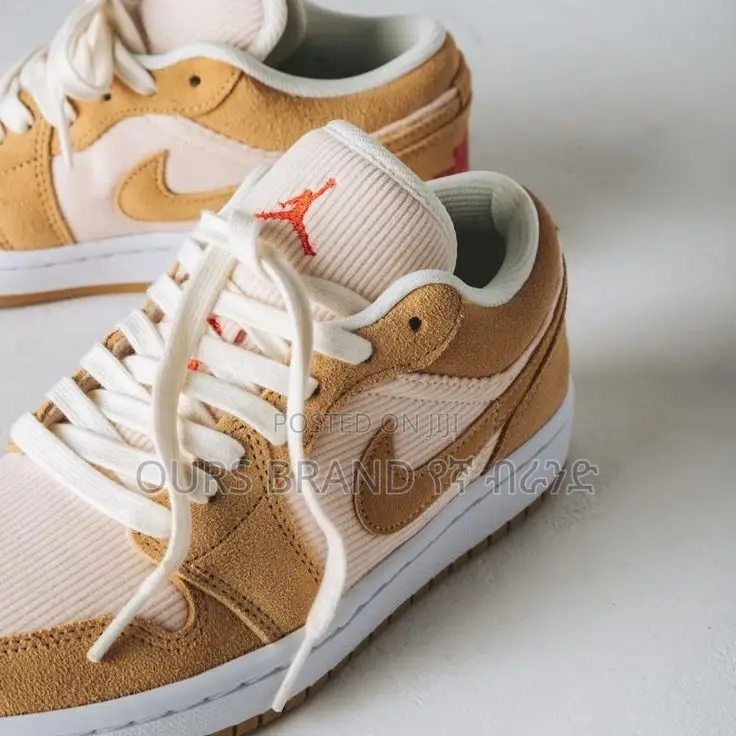 High Master Quality Luxurious Nike Air Jordan 1 Low Cut Shoe