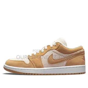Photo - High Master Quality Luxurious Nike Air Jordan 1 Low Cut Shoe