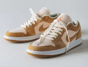 Photo - High Master Quality Luxurious Nike Air Jordan 1 Low Cut Shoe