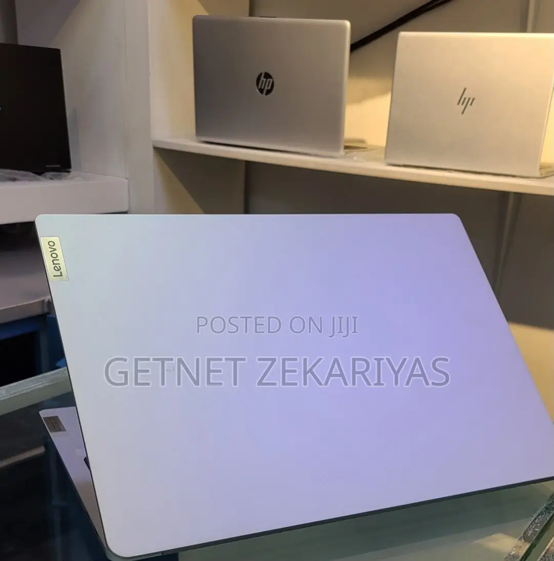 New Laptop Lenovo IdeaPad 300 16GB Intel Core I7 SSD 512GB