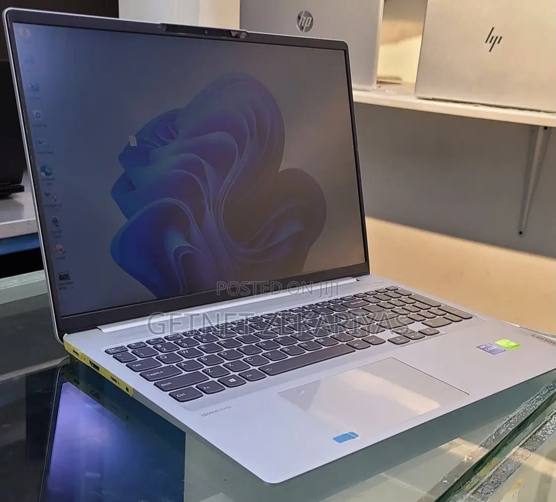 New Laptop Lenovo IdeaPad 300 16GB Intel Core I7 SSD 512GB