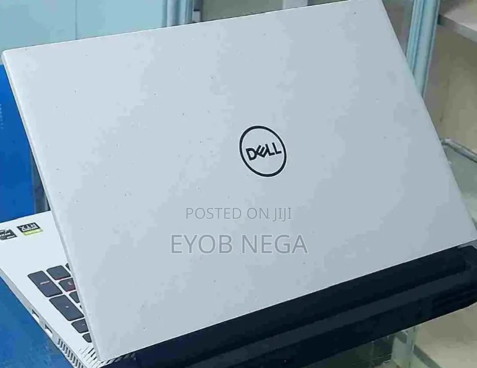 New Laptop Dell G15 5511 16GB AMD Ryzen 7 SSD 512GB