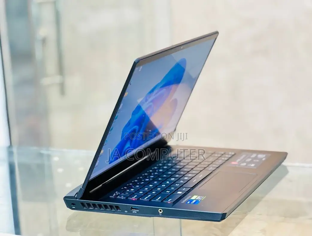 New Laptop MSI GP75 Leopard 16GB Intel Core I7 SSD 1T