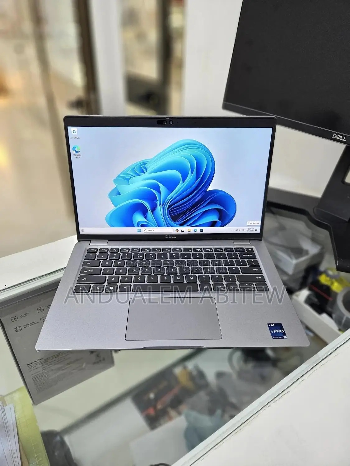New Laptop Dell Latitude 5440 16GB Intel Core I5 SSD 512GB