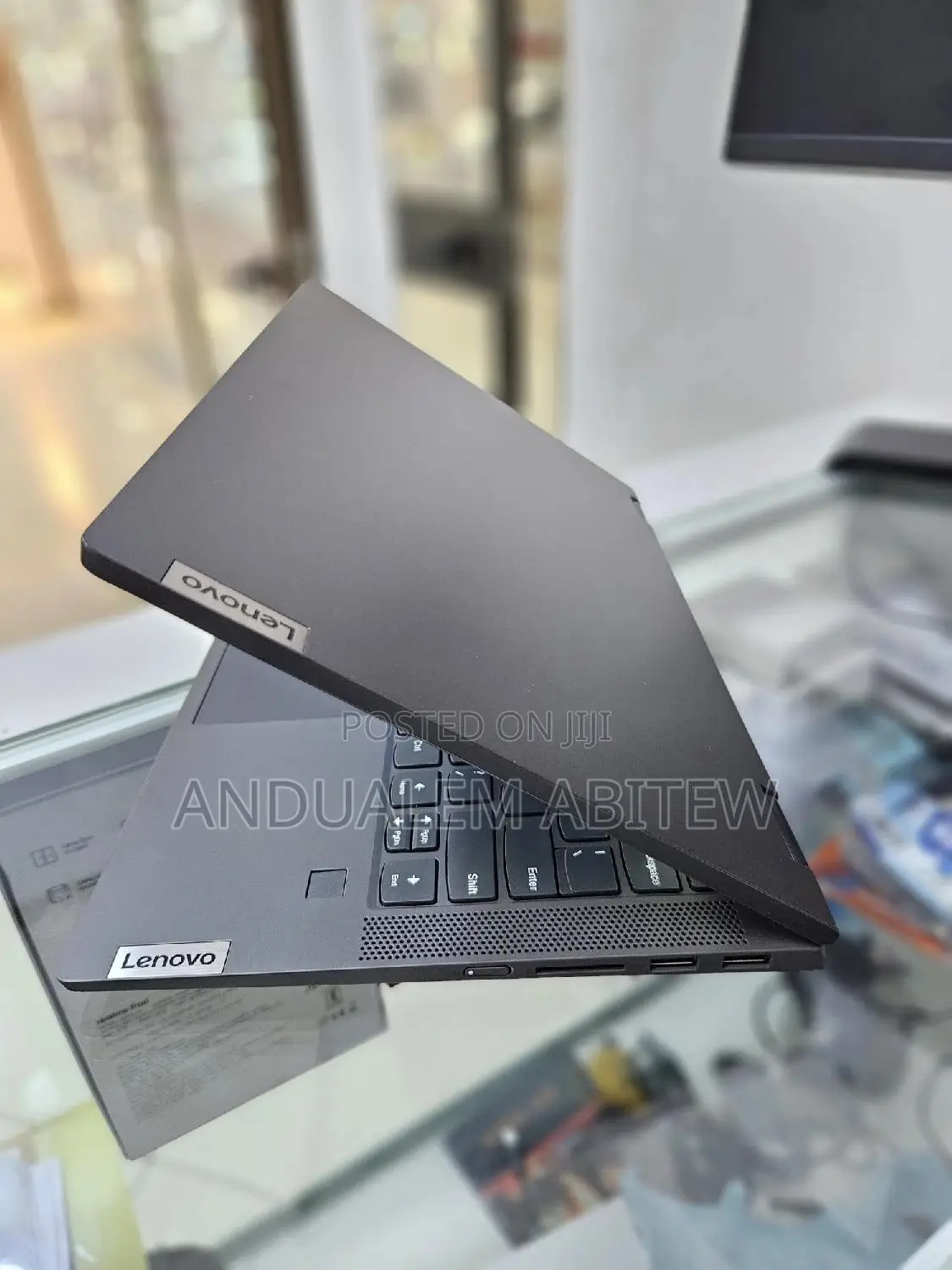New Laptop Lenovo Flex 5 8GB Intel Core I3 SSD 256GB