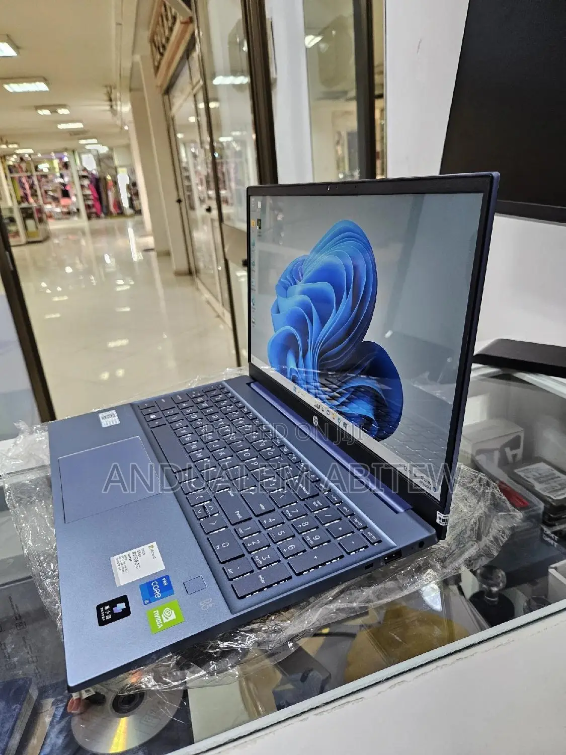 New Laptop HP Pavilion 15 16GB Intel Core I5 SSD 512GB