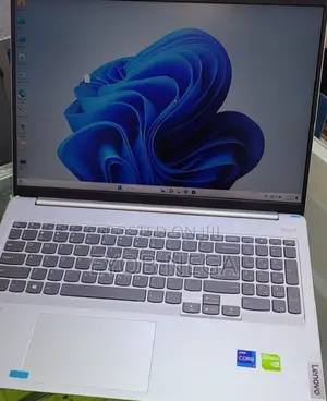 New Laptop Lenovo IdeaPad 1 16GB Intel Core I7 SSD 512GB