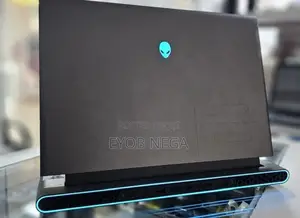 Photo - New Laptop Alienware M17x R2 16GB Intel Core I7 SSD 1T