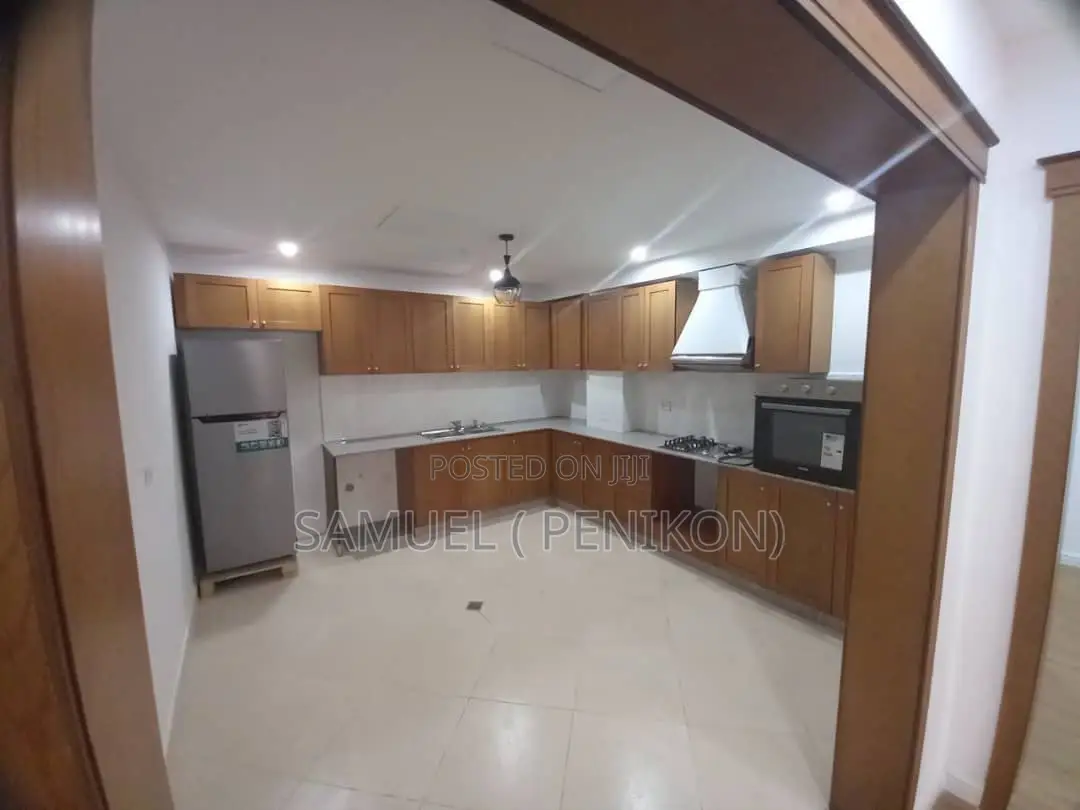 Furnished 2bdrm Apartment in Apartment, Bole for sale