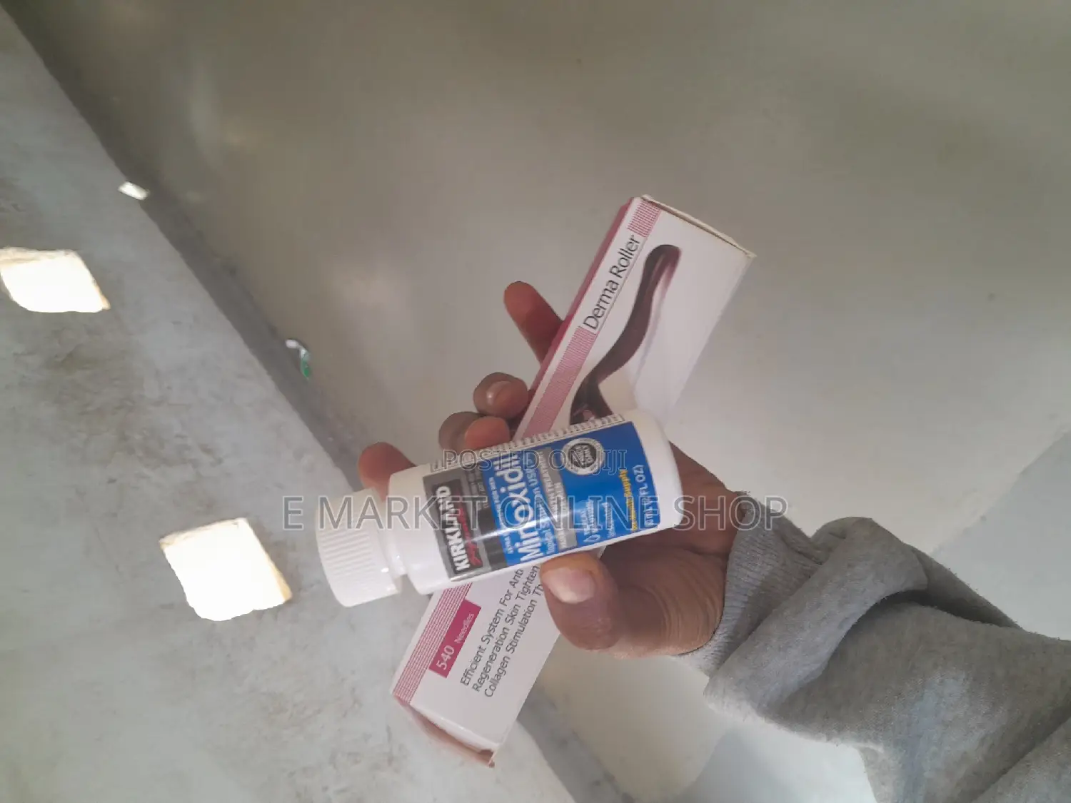 Minoxidil and Dermaroller for Men