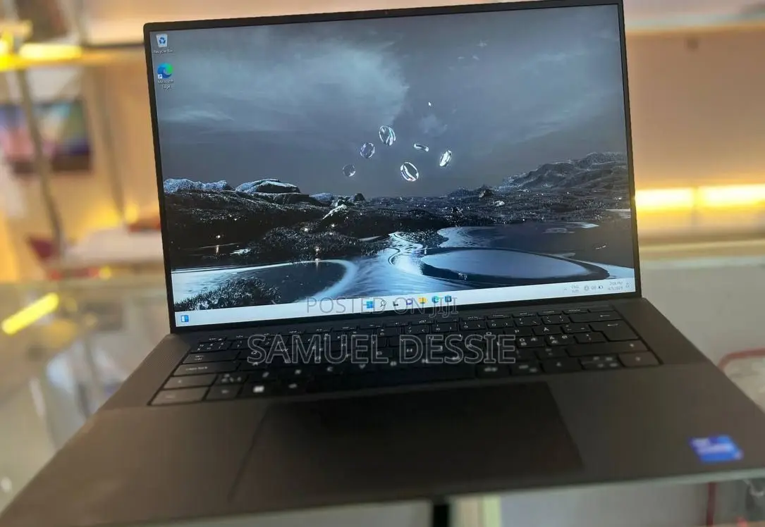 New Laptop Dell XPS 15 16GB Intel Core I7 SSD 512GB