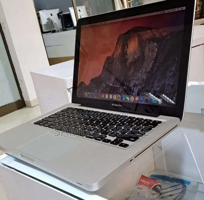 Laptop Apple MacBook Pro 2012 8GB HDD 320GB