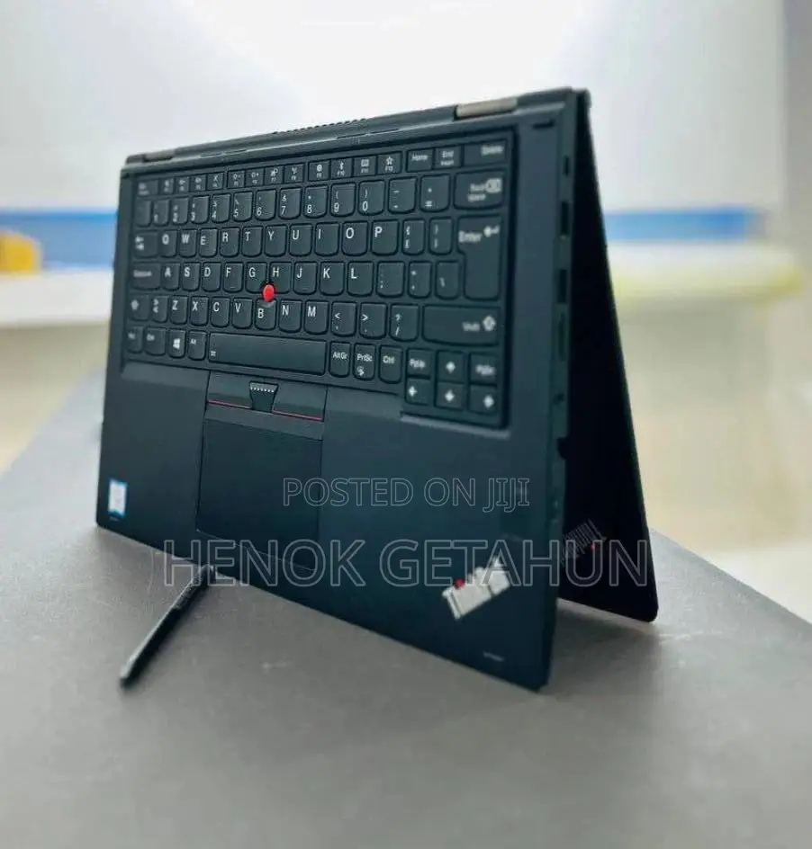 New Laptop Lenovo ThinkPad Yoga 370 8GB Intel Core i5 SSD 512GB