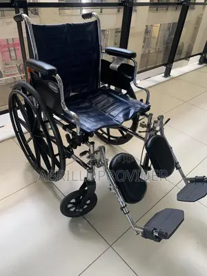 Adjusting Leg Wheelchair<~Wheelchair<>Wheelchair~|Wheelchair