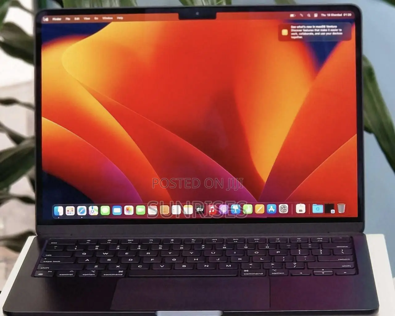 New Laptop Apple MacBook Air 2022 M2 8GB Apple M2 SSD 256GB