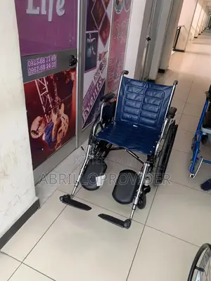 Elivated Leg~>Wheelchair<~Wheelchair><Wheelchair>^Wheelchair