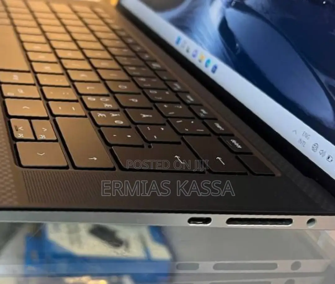 New Laptop Dell Studio XPS 16 (1645) 16GB Intel Core I7 SSD 512GB