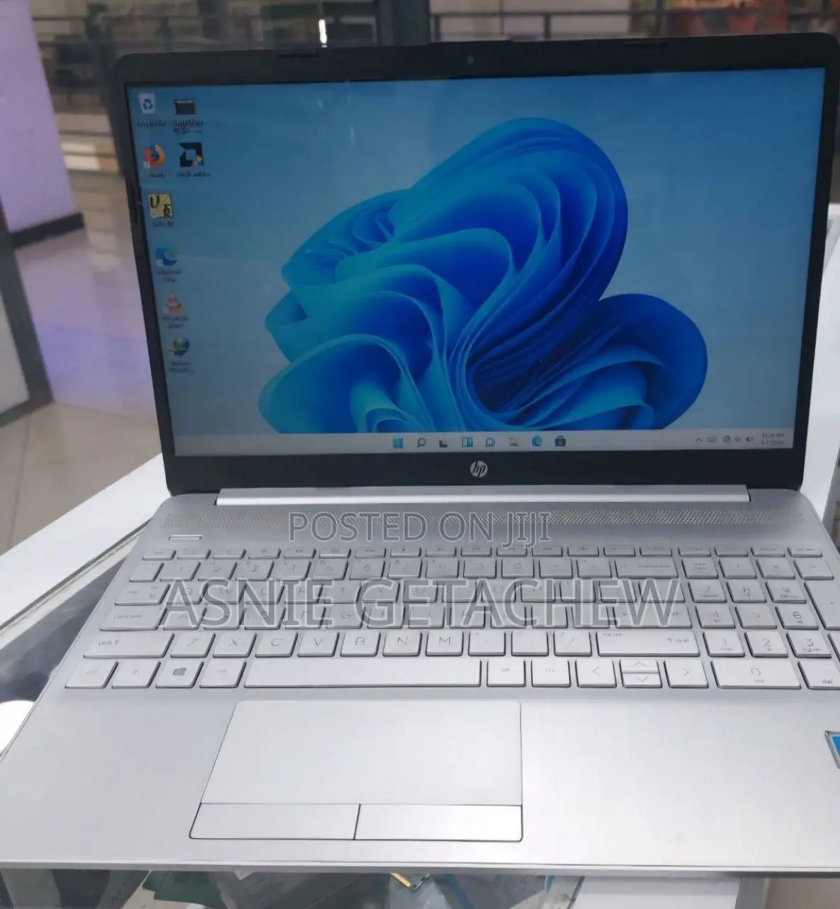 New Laptop HP Stream Notebook 8GB Intel Core I5 SSD 512GB