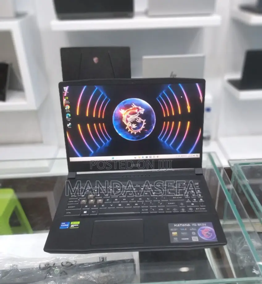 New Laptop MSI Katana 15 16GB Intel Core I7 SSD 512GB