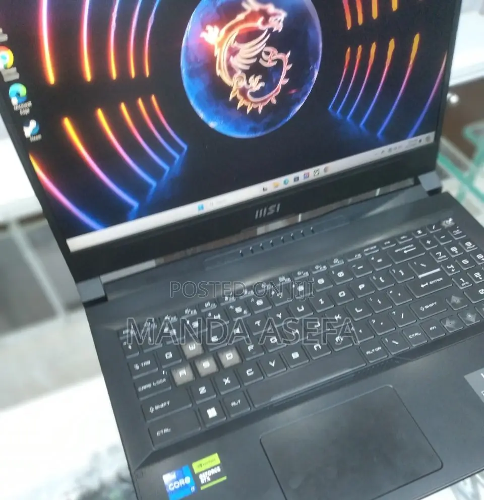 New Laptop MSI Katana 15 16GB Intel Core I7 SSD 512GB