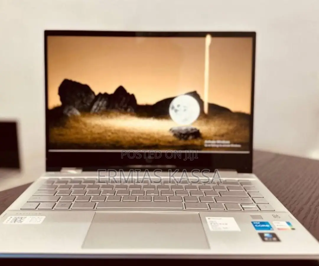 New Laptop HP Pavilion X360 15t 16GB Intel Core I5 SSD 512GB