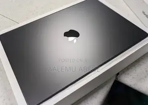 New Laptop Apple MacBook Pro 2023 M3 Pro 14-Inch 18GB Apple M3 SSD 1T