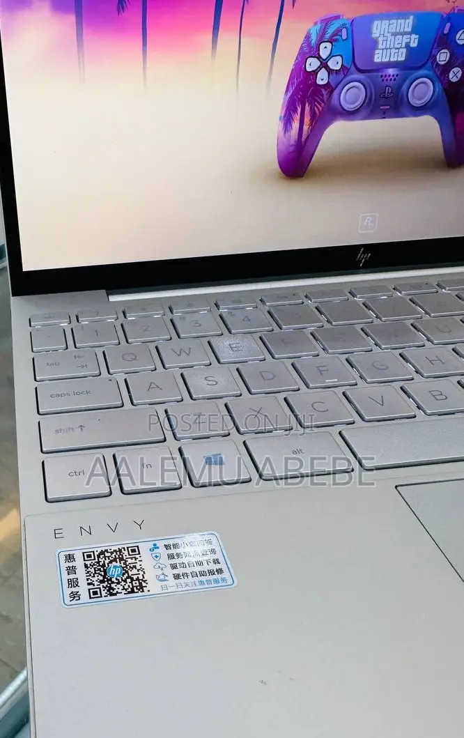 New Laptop HP Envy 13 16GB Intel Core I7 SSD 512GB