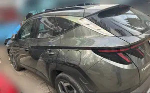 Hyundai Tucson 2023 Beige