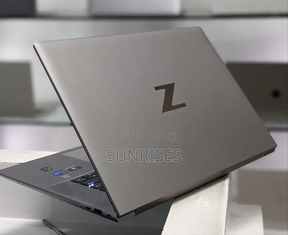 New Laptop HP ZBook 15 16GB Intel Core I7 SSD 512GB