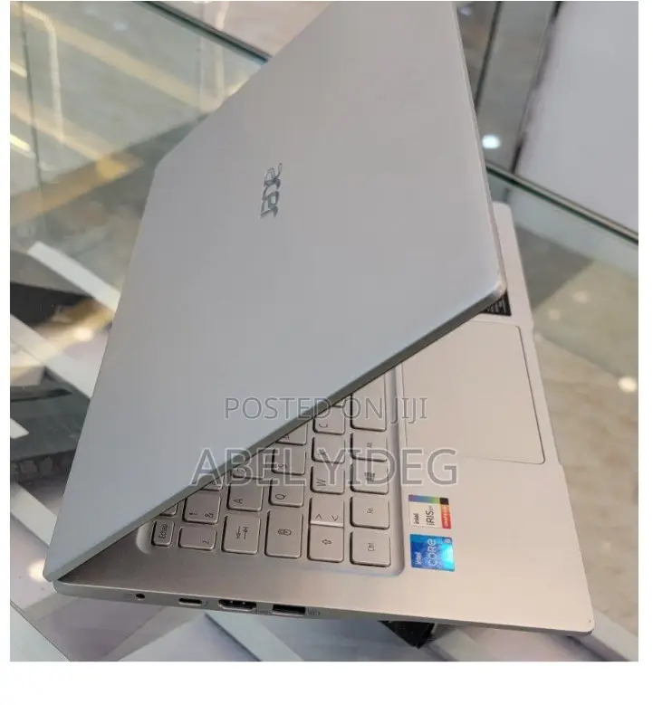 New Laptop Acer Swift 3 8GB Intel Core I5 SSD 512GB