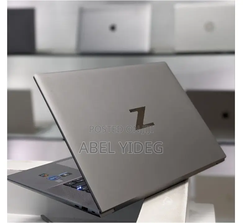 New Laptop HP ZBook Studio 16GB Intel Core I7 SSD 512GB