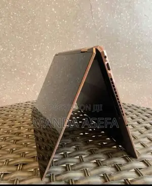 New Laptop HP Spectre 16GB Intel Core I7 SSD 512GB