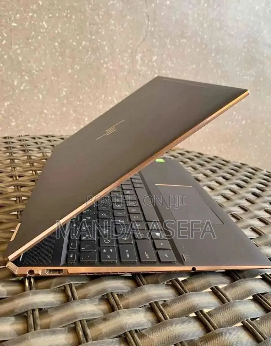 New Laptop HP Spectre 16GB Intel Core I7 SSD 512GB