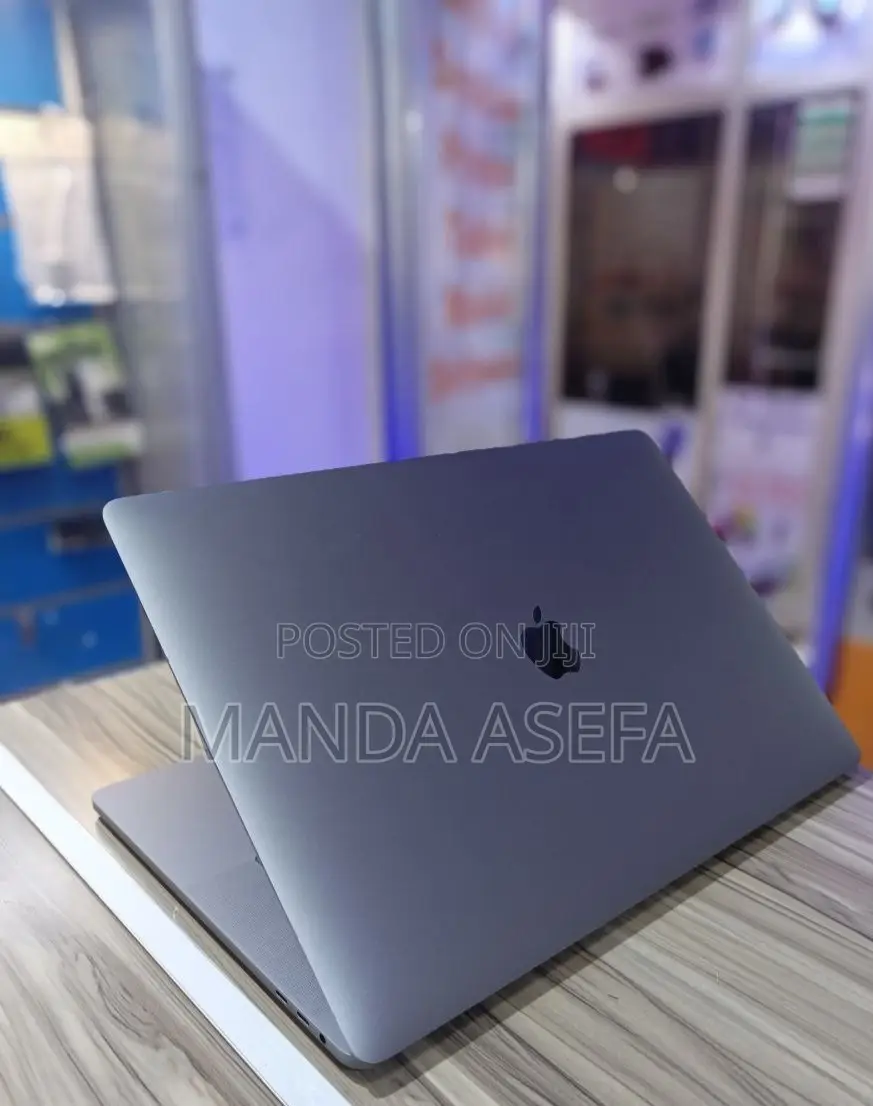 New Laptop Apple MacBook Air 2020 M1 8GB Apple M1 SSD 512GB