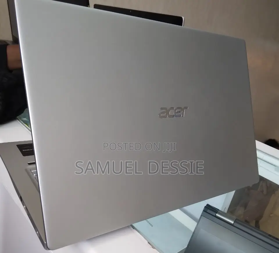 New Laptop Acer Swift 3 8GB Intel Core I5 SSD 512GB